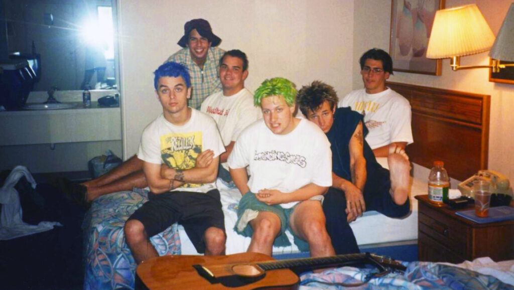 Green Day band members. The Dookie era. Billie Joe Armstrong with blue hair.