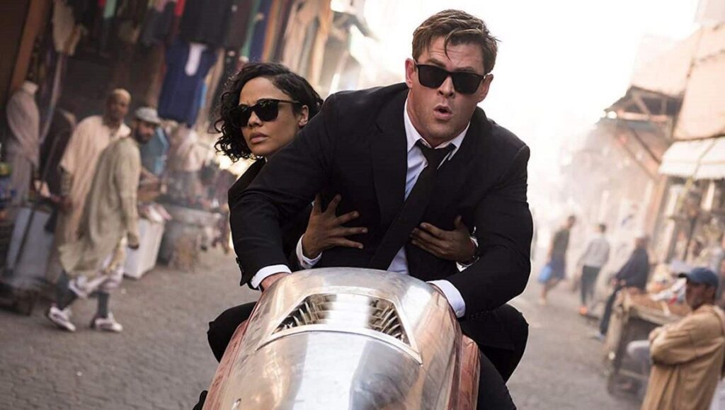 Chris Hemsworth and Tessa Thompson in Men In Black International movie.