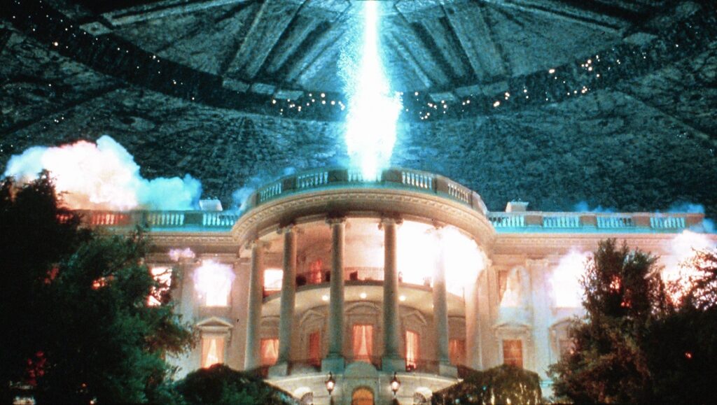 Independence Day movie scene: White House under alien attack, explosions, UFO.