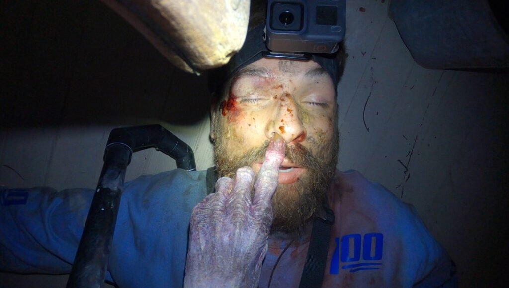 Deadstream - Joseph Vanessa Winter - Shudder