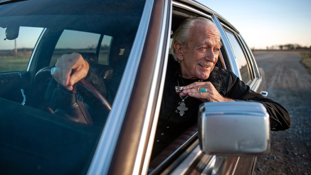 Charlie Musselwhite — Mississippi Son Charlie Musselwhite, Mississippi Son, Alligator