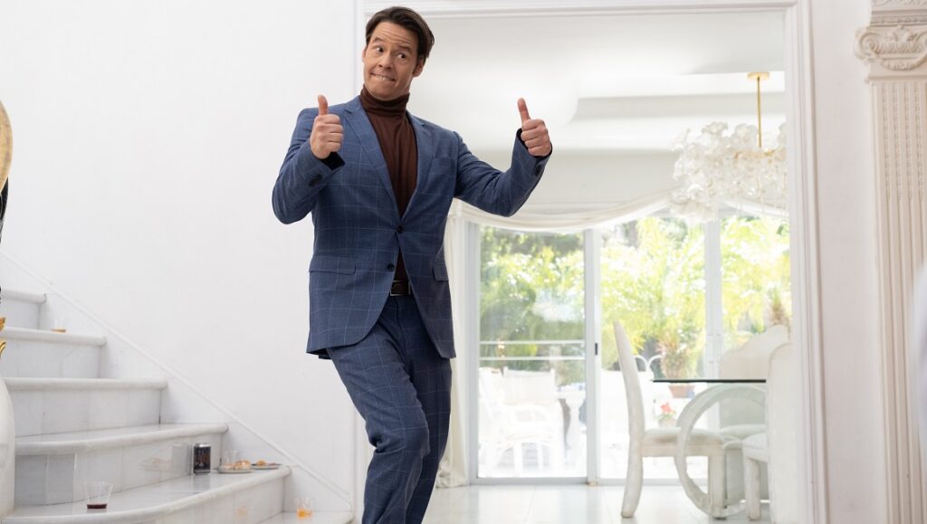 Maximum Truth — David Stassen Ike Barinholtz - Momentum Pictures